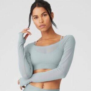Alo Airlift Long Sleeve Ballet Dream Bra & 7/8 High-Waist Airlift Legging